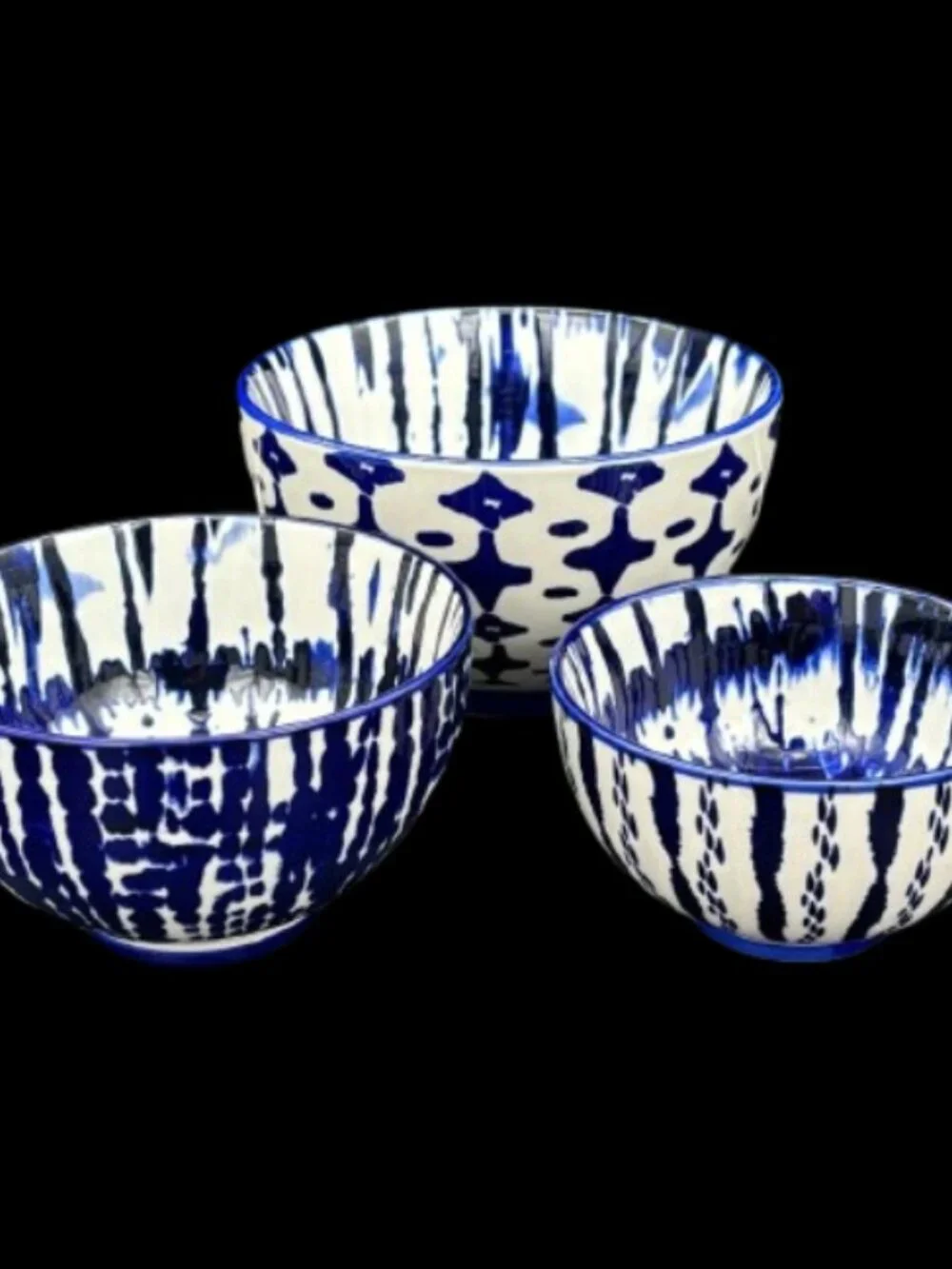 West Elm Indigo Tie Dye Ceramic Blue White Nesting Bowls Set of 3